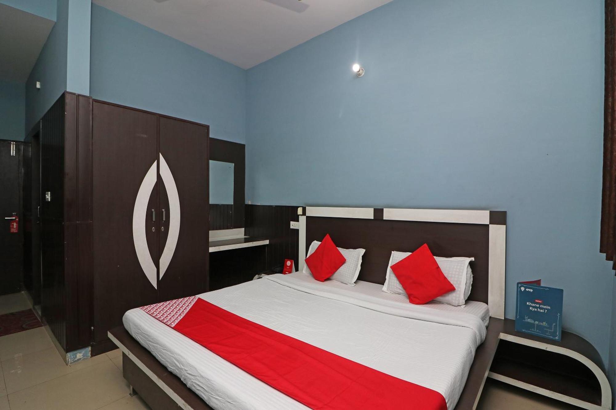 Hotel O Crown Tower Rāmpura Esterno foto