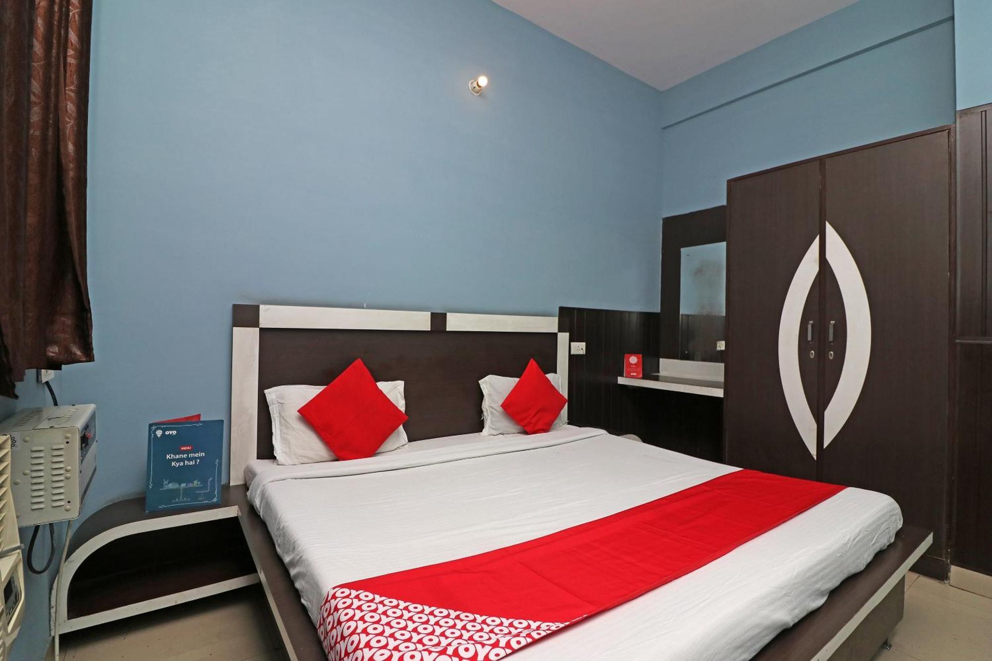 Hotel O Crown Tower Rāmpura Esterno foto